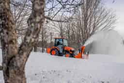 LX3520 Compact Tractors